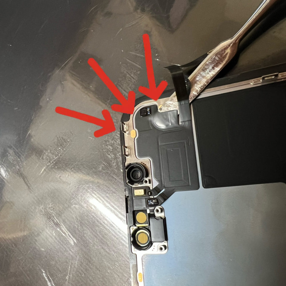 iPhone13pro　画面割れ修理
